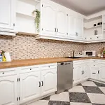 Lelle Apartment