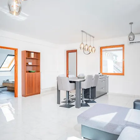 Lelle Apartmán