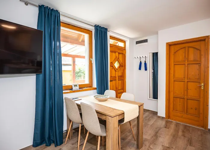 Lelle * בלטונללה